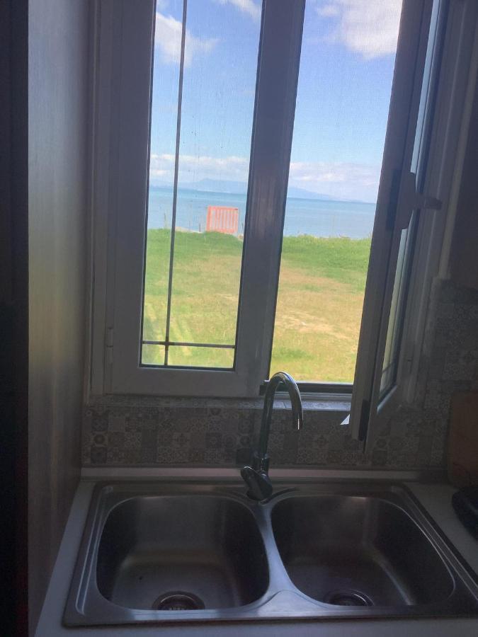 Vasilikis Sea House Lefkímmi